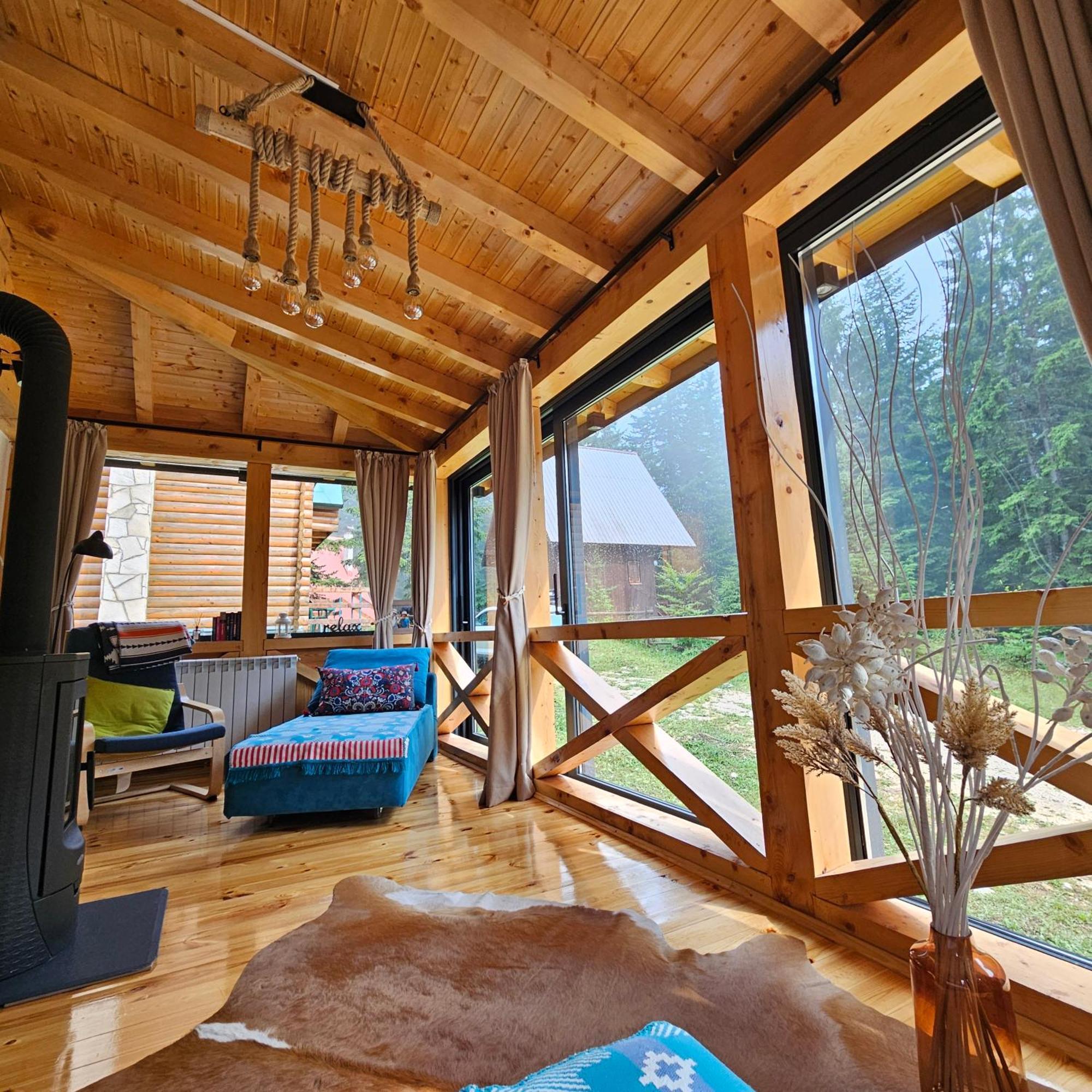 Black Lake Chalet Жабляк Экстерьер фото