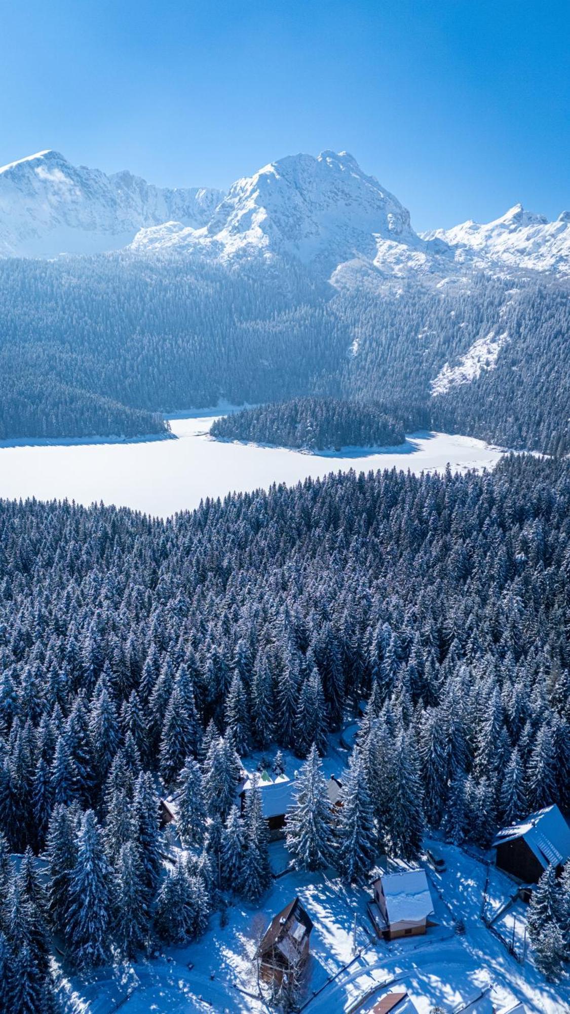 Black Lake Chalet Жабляк Экстерьер фото